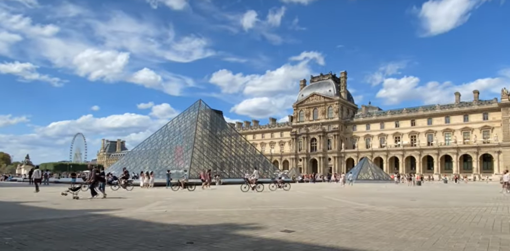 Museu do Louvre